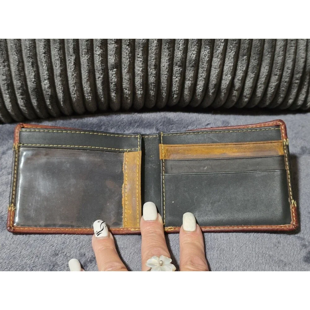 Rare 2pc Cool Ecuador Hand Stitched Tooled Bifold Embossed Leather Wallet EuC